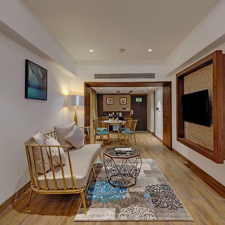 Готель The Fern Residency, Satara Maharashtra Екстер'єр фото