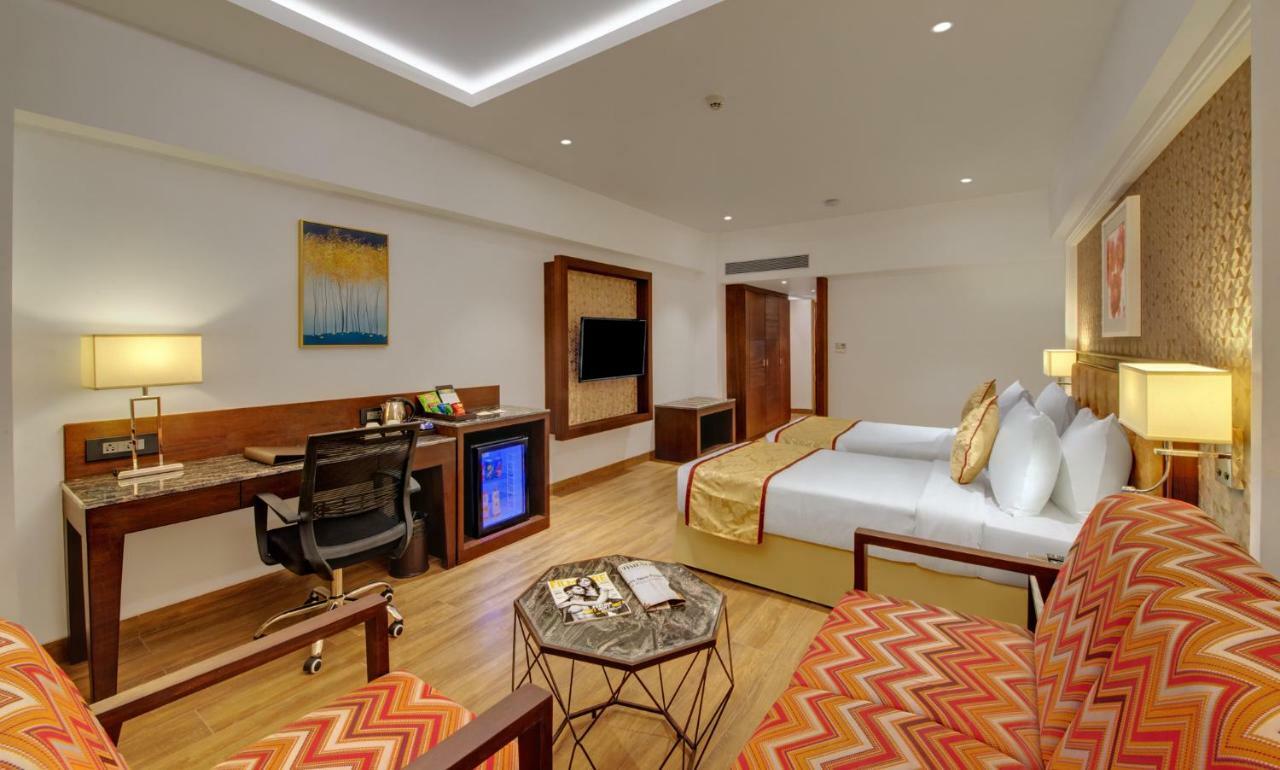 Готель The Fern Residency, Satara Maharashtra Екстер'єр фото