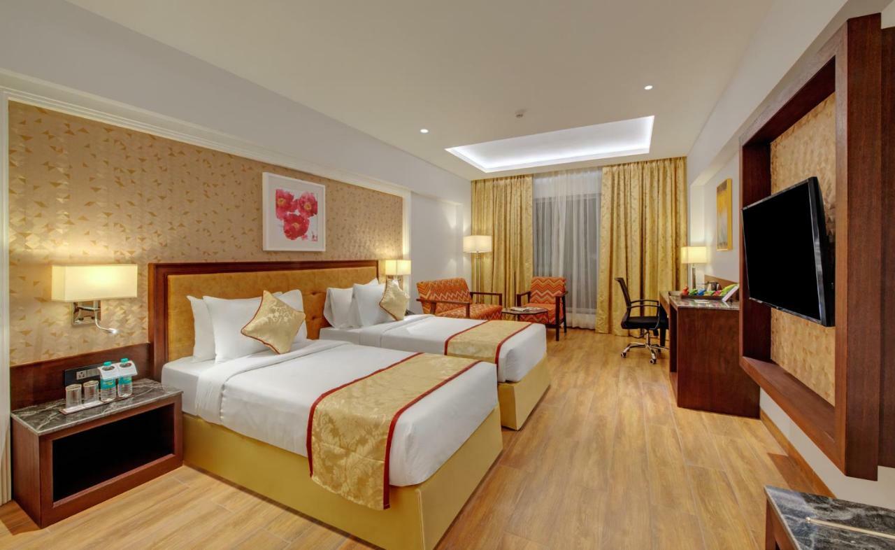 Готель The Fern Residency, Satara Maharashtra Екстер'єр фото