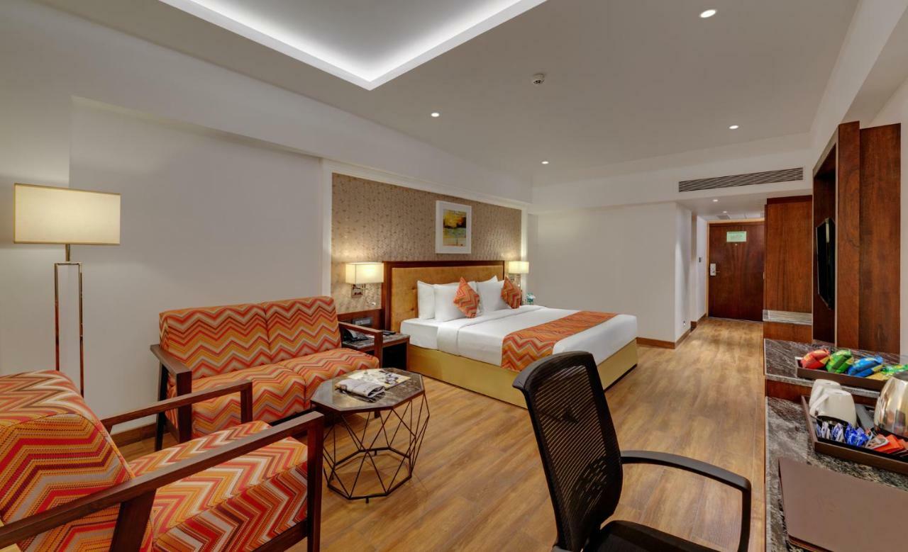 Готель The Fern Residency, Satara Maharashtra Екстер'єр фото